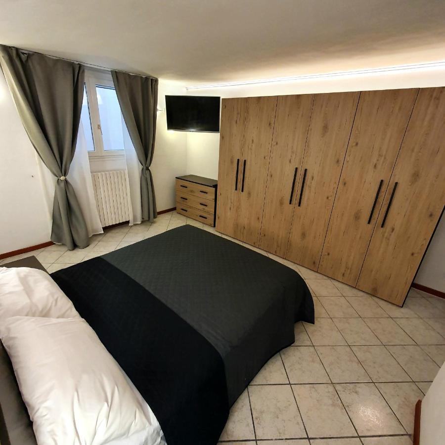 Appartamento Stropea Con Giardino Privato E Piscina Сояно-дель-Лаґо Екстер'єр фото